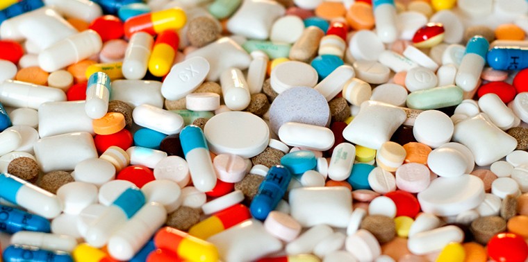 Πανελλήνια Ενωση Φαρμακοβιομηχανίας: Απέτυχε η πολιτική γενοσήμων – τα χαράτσια στα φάρμακα δεν μπορούν να πληρωθούν