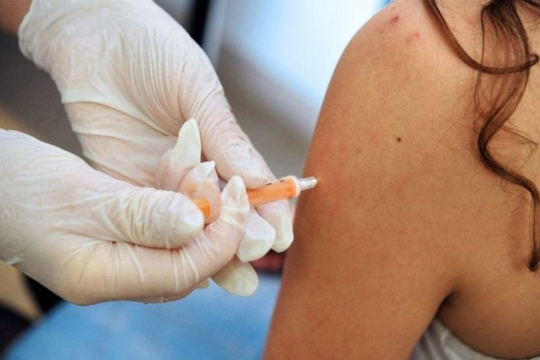 Πρόστιμα στη Γερμανία για τους γονείς που δεν εμβολιάζουν τα παιδιά τους.