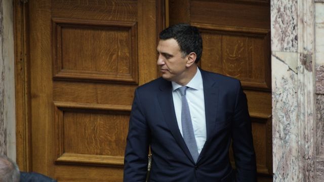 discussion; lawmaker; Parliament; plenum; Vassilis Kikilias; Βασίλης Κικίλιας; Βουλή; Κοινοβούλιο; βουλευτής; ολομέλεια; συνεδρίαση;