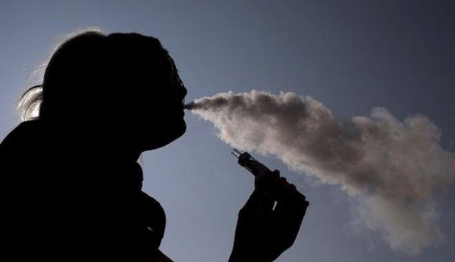 «Κανένας λόγος ανησυχίας για τους Έλληνες ατμιστές που χρησιμοποιούν πιστοποιημένα προϊόντα», τονίζει ο ΣΕΕΠΑ