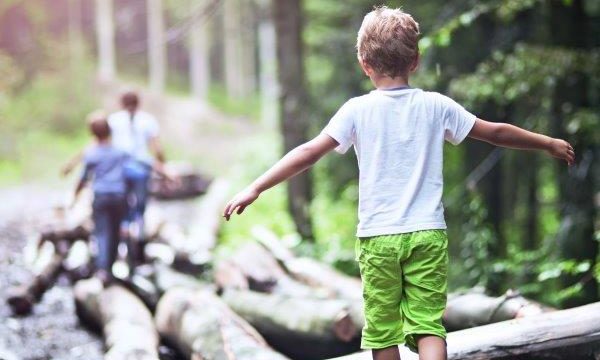 CF7D9928-B2DE-4034-AFE5-F5FDF053986A