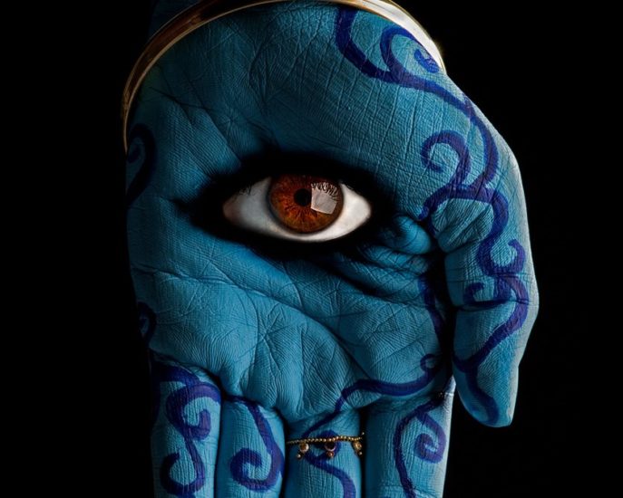 Οι μισοί περίπου Έλληνες εξηγούν την ασθένεια με όρους Μεσαιωνικούς