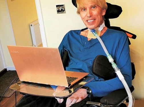 Ο Πίτερ- Σκοτ Μόργκαν μετατρέπεται σε ανθρωποειδές