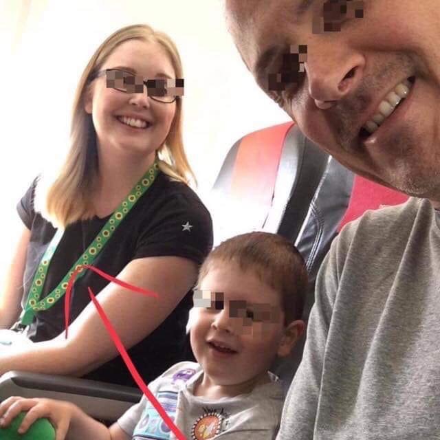 Βλέπετε το κορδόνι με τους ηλίανθους;