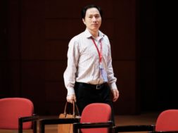 C7B416BF-A6FF-4BE3-B323-70B3747EF9A2