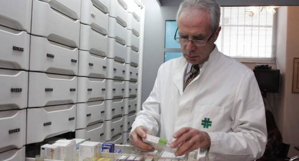 «Έχουμε ξεμείνει από μάσκες»