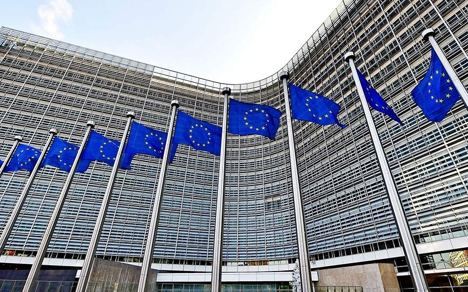 Ευρωπαϊκή Επιτροπή : Χρηματοδότηση για την εξάλειψη του κορωνοϊού