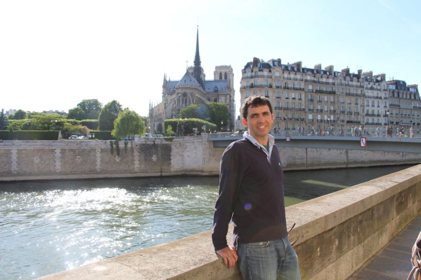 Ο διακεκριμένος Έλληνας καθηγητής στο MIT, Μανώλης Κέλλης μας συμβουλεύει