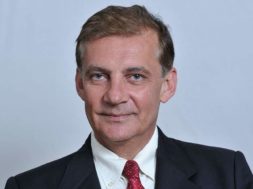 5EC1FFBB-1DEC-4060-BC17-C5EF4C79A839