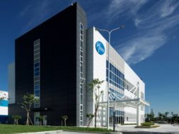 BD4219F0-78BC-4C82-A60F-5DBD9E4C79C1