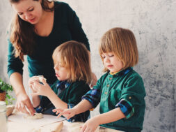 7DC12EFD-58E5-4556-AA17-000544B5938C