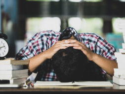 STRESS-EXAMS_800x500