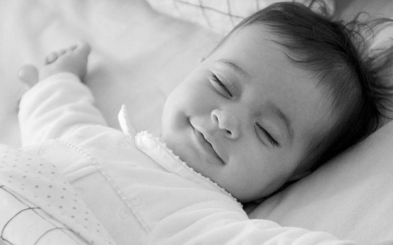 Tο almora PLUS BABY DROPS φροντίζει για τα «καλά» μικρόβια σε βρέφη και παιδιά