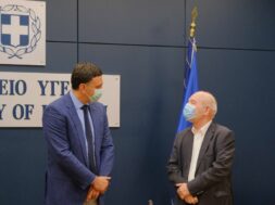 01F1F021-40C2-46F5-8E7E-7D94652CB0F0