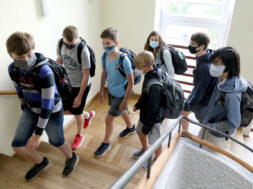 0703C8F8-2D1A-4898-8F2C-7313A3026CF8