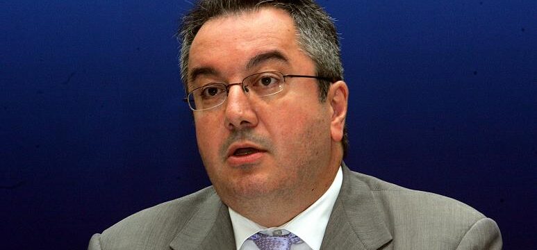 8C0B8E1E-42F2-4E3B-8718-8DDBB93D05CD