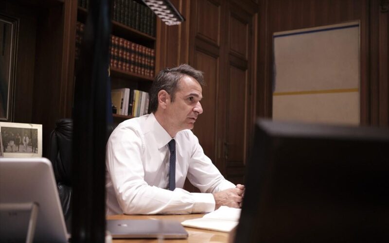 Νέες τηλεδιασκέψεις για την αντιμετώπιση του κορωνοϊού