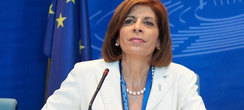 BBD2CA92-A9ED-4970-BDAA-DCDCADF4B550