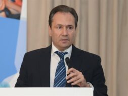 FA6AB746-5CD3-49A6-A540-1E1E51297166