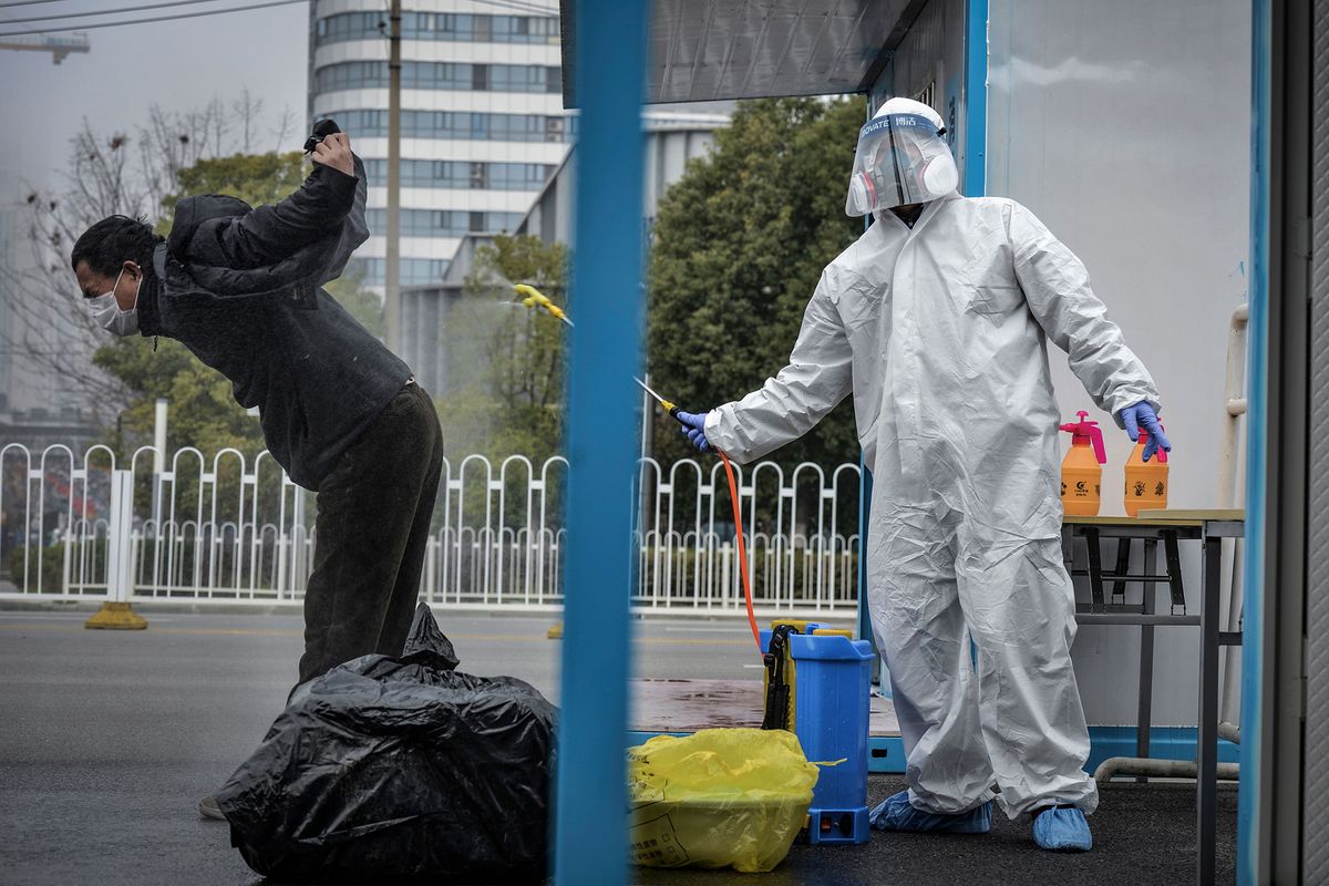 Πώς βίωσαν Έλληνες της Σανγκάης τον κορωνοϊό