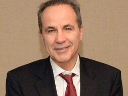 58E64103-14BF-4DFE-8E74-5A46FA28F11F