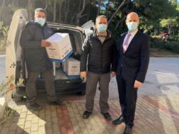 Pharmaserve-Lilly delivery to EODY (2)