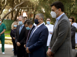 B819B25C-F4E8-480A-82A0-393BD553216A