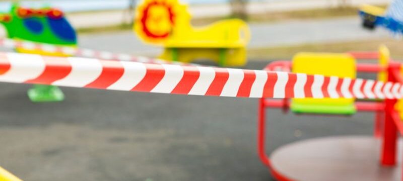 barrage-tape-playground-red-white-striped-ribbon-stop-line_73107-1866