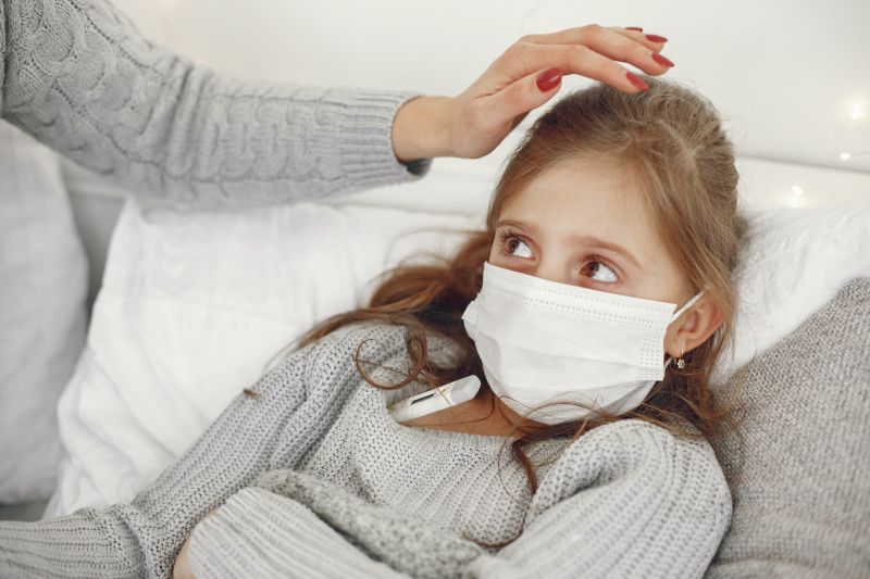 ΕΠΕ: Οδηγίες για διαχείριση κατ’ οίκον ασθενή, επιβεβαιωμένου ή υπόπτου με COVID-19