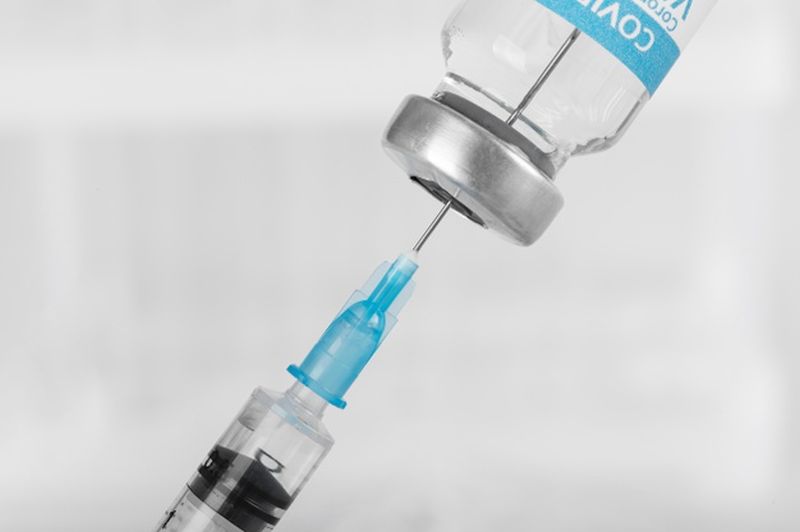 Η ΕΕ στρέφεται στα εμβόλια mRNA – εκτός AstraZeneca και Johnson& Johnson