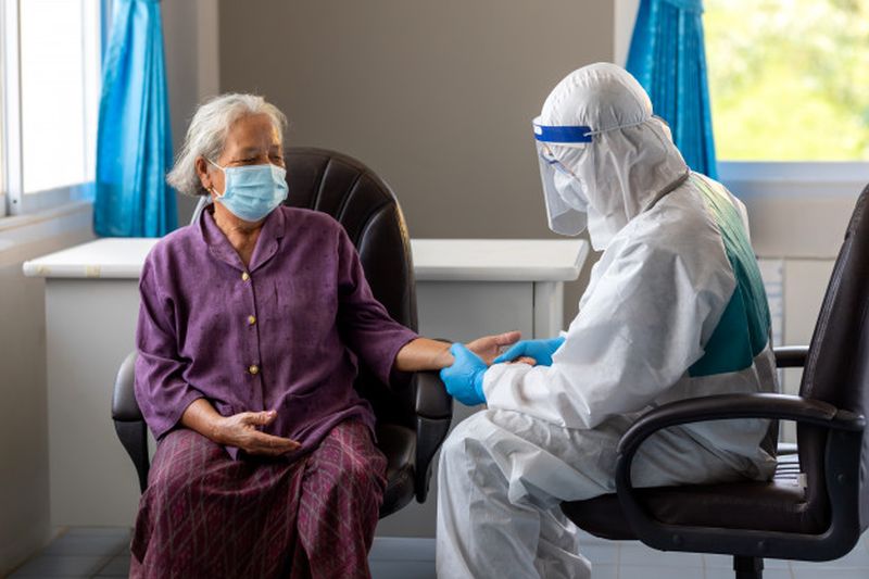 Σύψας: Το επόμενο καλοκαίρι θα ξεπεραστεί ο κορωνοϊός – Φέτος θα νοσούν οι ανεμβολίαστοι