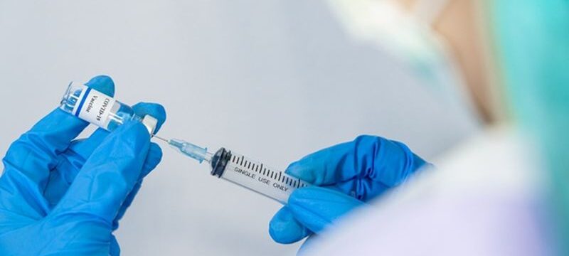 doctor-preparing-human-clinical-injection-trials-vaccination-covid-19-coronavirus-vaccination_1423-4059