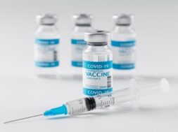 healthcare-coronavirus-vaccine-arrangement_23-2148920785