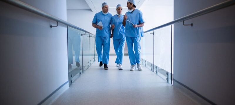 surgeons-interacting-with-each-other_107420-65924