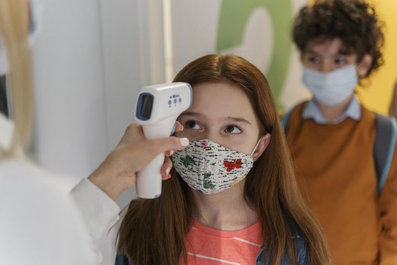 Μελέτη: Αντιικό φάρμακο ρεμδεσιβίρη ασφαλές και αποτελεσματικό σε παιδιά με σοβαρή Covid-19