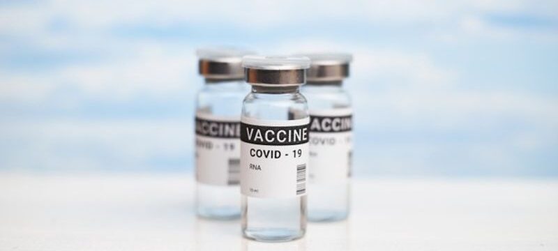 three-cans-coronavirus-vaccine_265186-769
