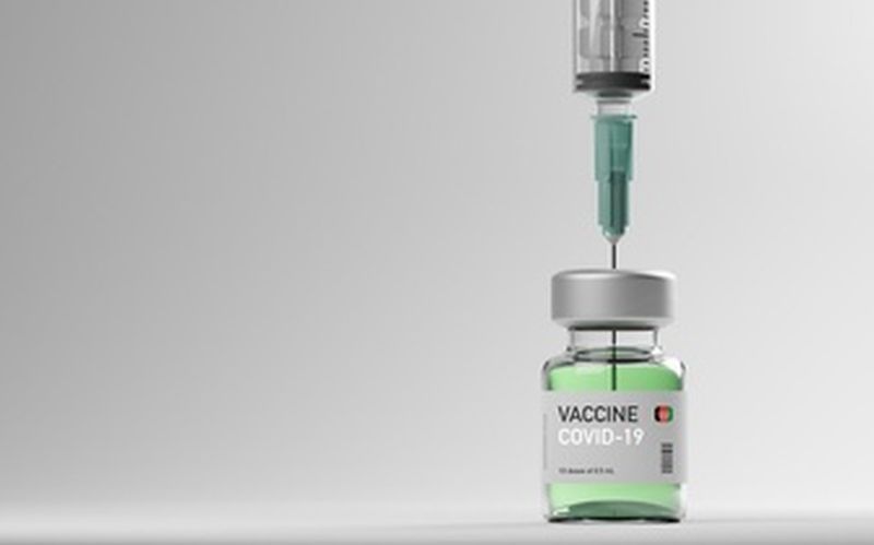 Covid: Tα αρχικά συμπτώματα μπορεί να παρερμηνευθούν ως παρενέργειες του εμβολίου