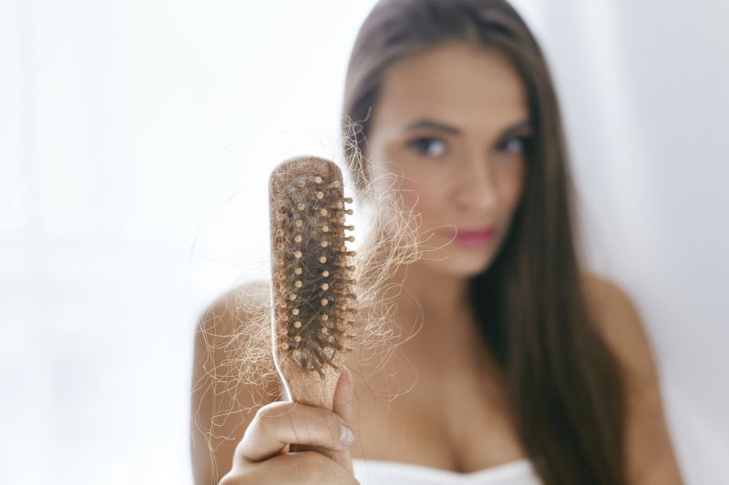 Αύξηση περιστατικών τριχόπτωσης ως αποτέλεσμα λοίμωξης με την Covid-19