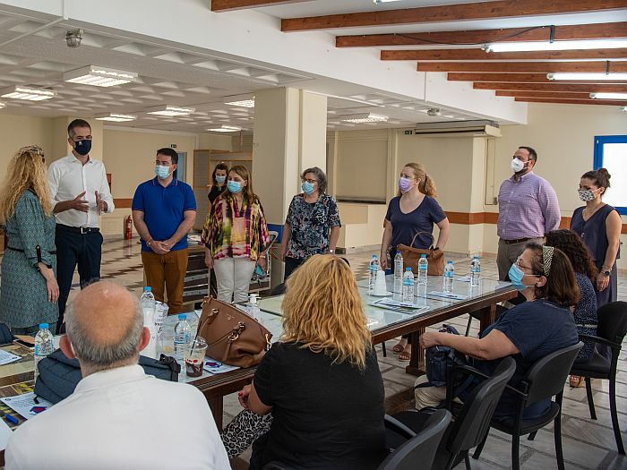 Στο πρώτο ιατρείο διακοπής καπνίσματος ο Δήμαρχος Αθηναίων