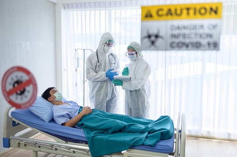 9 στους 10 θα αποφύγουν τη σοβαρή λοίμωξη από τη μετάλλαξη Δέλτα με εμβόλιο Pfizer