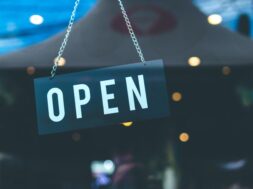 pexels-artem-beliaikin-1036857