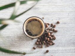 pexels-dominika-roseclay-977875