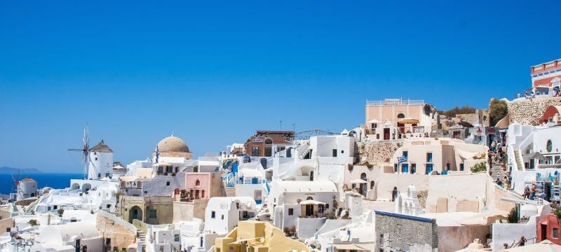 pexels-emily-geibel-3772289