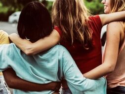 rear-view-group-diverse-woman-friends-walking-together_53876-31571 (1)