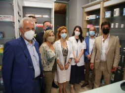 ΕΓΚΑΙΝΙΑ ΦΑΡΜΑΚΕΙΟΥ ΠΑΥΛΟΣ ΓΙΑΝΝΑΚΟΠΟΥΛΟΣ ΣΤΟ ΚΑΣΤΕΛΛΟΡΙΖΟ_2