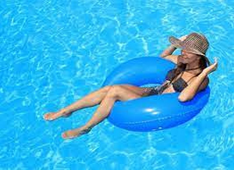 Ουρολοίμωξη και κολύμπι: τι να προσέξετε