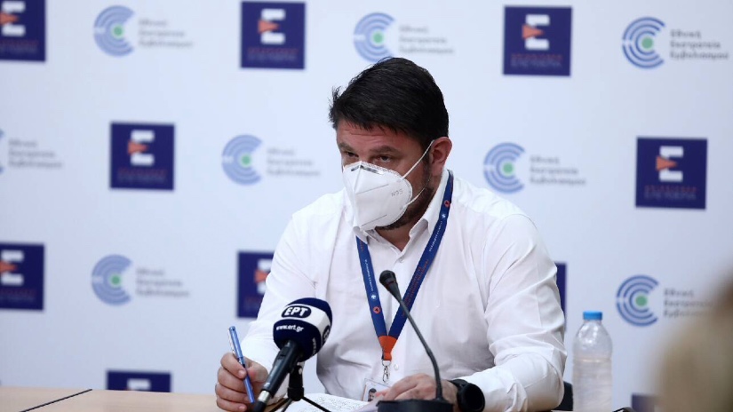 Ν. Χαρδαλιάς: Ενδεχόμενη η επιστροφή από τα νησιά με υποχρεωτικό rapid test