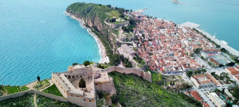 CBB4B4CC-3A0C-4B6D-8DEC-6445A3B76C79