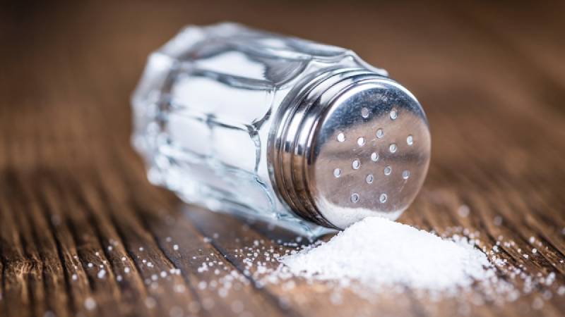 Προειδοποίηση FDA σε βιομηχανίες τροφίμων: Μειώστε το αλάτι στα προϊόντα