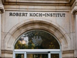 E9E03F22-AE10-4BC9-8614-33868B9BDEA8